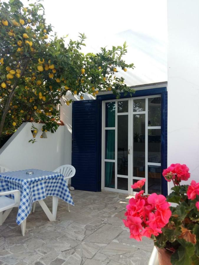 Bungalows Ingrid Tolo Exterior photo